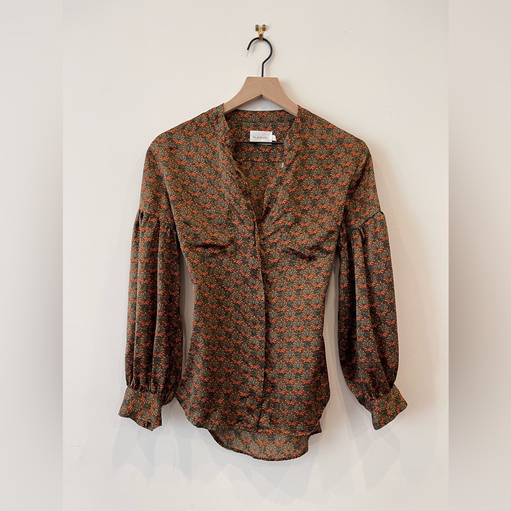 Silk button down blouse with lotus floral pattern: no defects, only worn once.